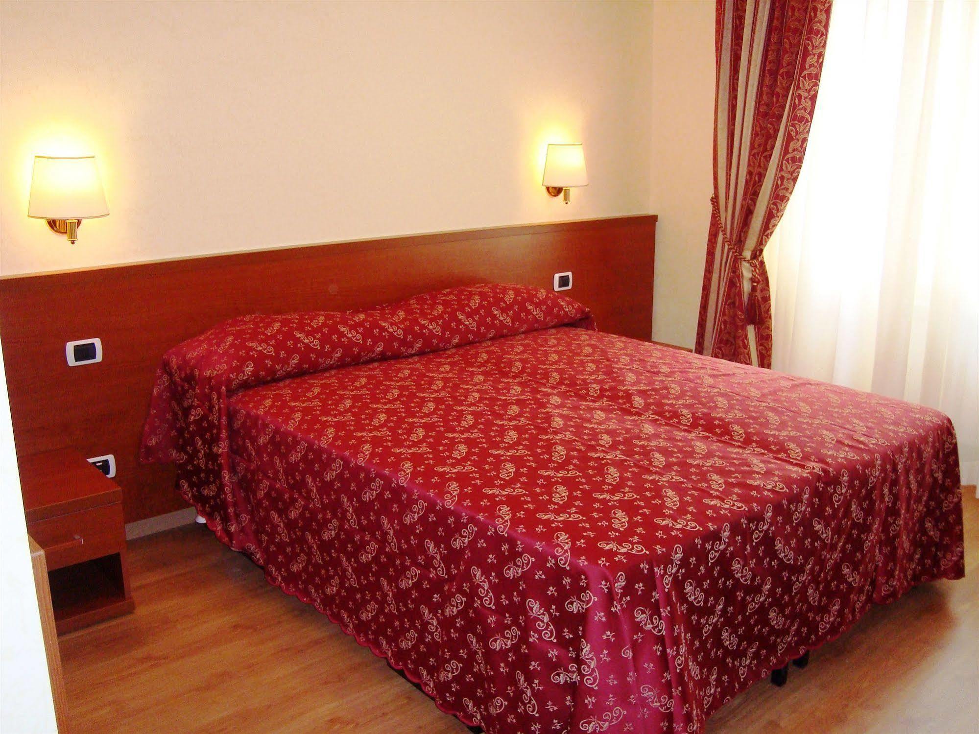 Residenza Fermi Hotel Roma Exterior foto
